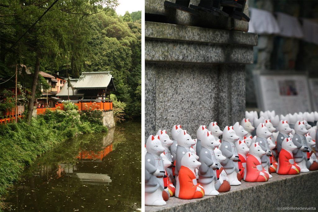 Kitsune o zorros mensajeros en Fushimi Inari