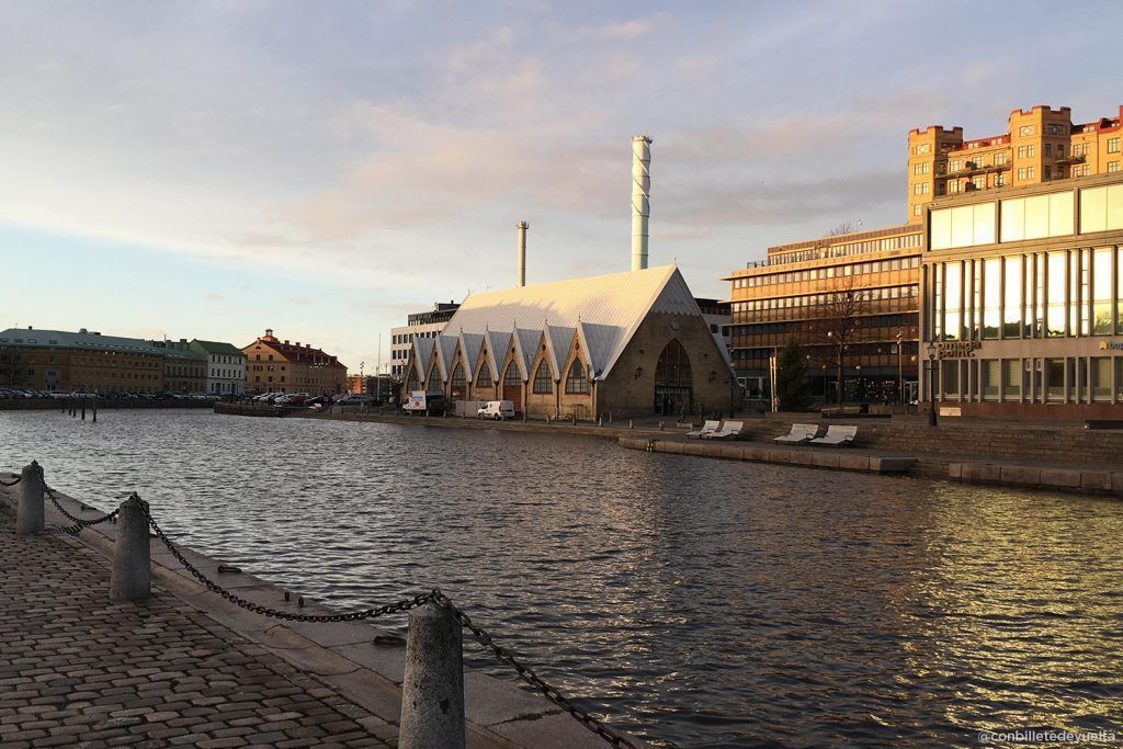Viajar a Suecia en invierno: Iglesia del pescado (Goteborg)