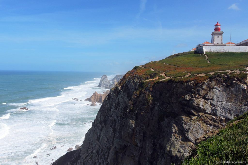 Ruta en coche por la costa de Portugal: Faro da Roca